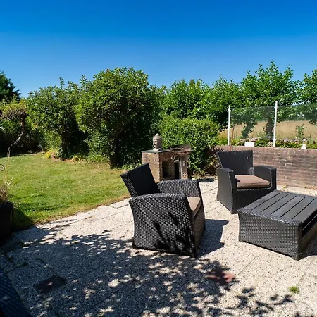 Lovely Bungalow Till 6 Persons Near Amsterdam And Sea Opmeer